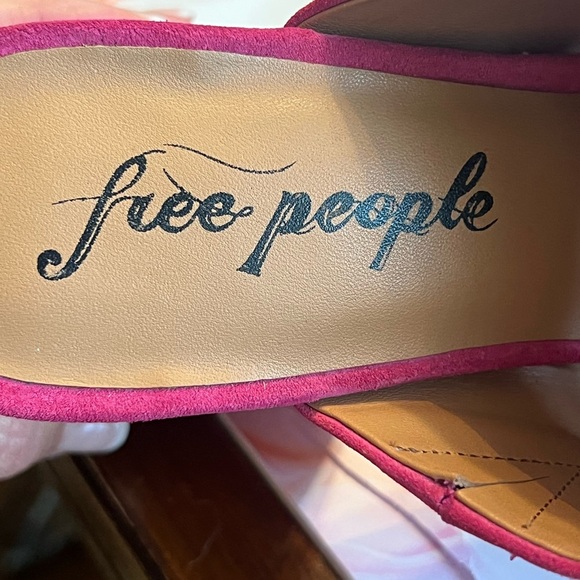 Free People - Love is Everywhere Suede Platform Fuchsia Fantastic Size 41 -NWOT - Picture 5 of 11